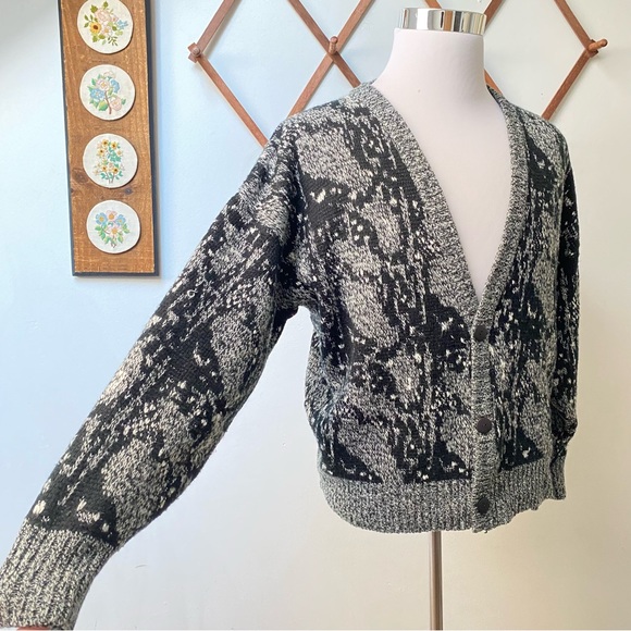 Vintage 1980s Abstract Funky Cardigan - Picture 14 of 14